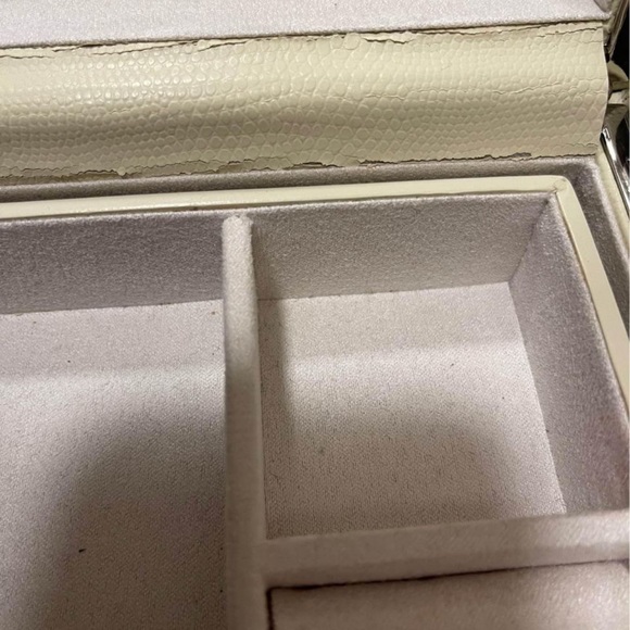 Pottery Barn Storage & Organization Pottery Barn Mckenna Jewelry